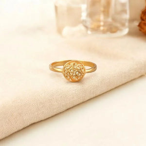 Grace in Gold: The Artistry of Traditional Finger Rings