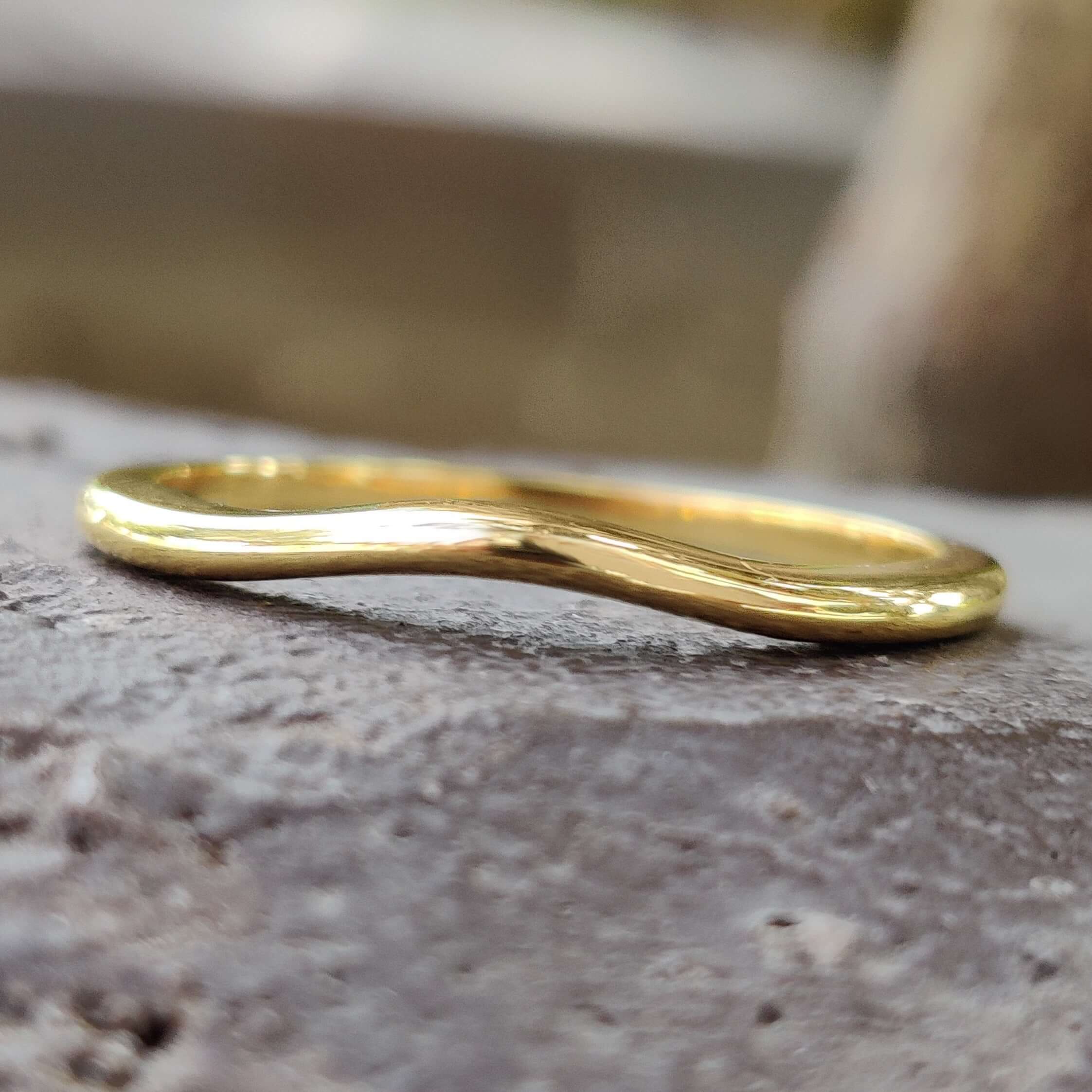 Curved Wedding Band Yellow Gold